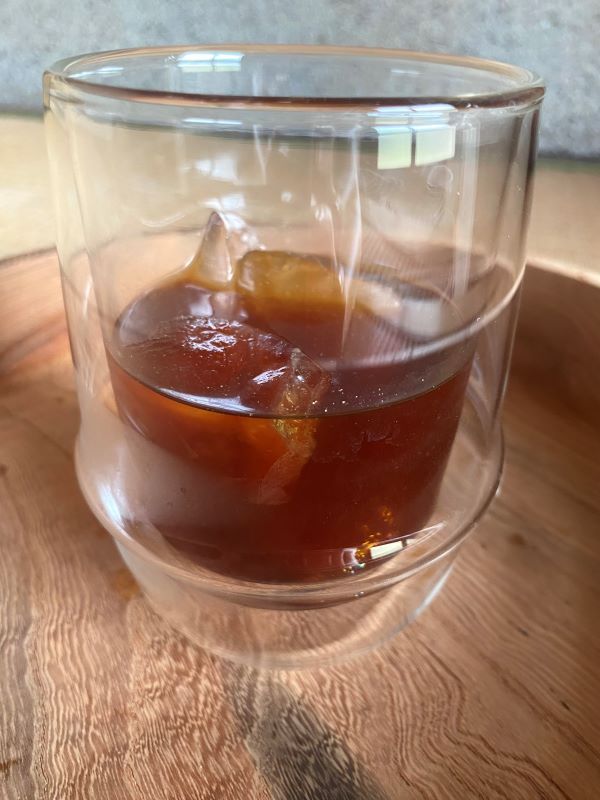 ブルーボトルコーヒー スリー・アフリカズで作ったアイスコーヒー（水出し）